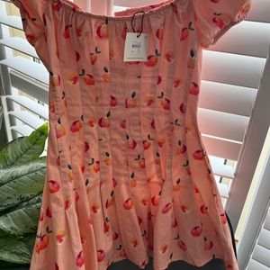 Finder keepers brand new dress tags and never worn paid it $120